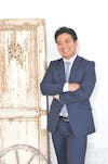企業代表者顔写真