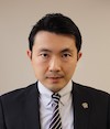 企業代表者顔写真